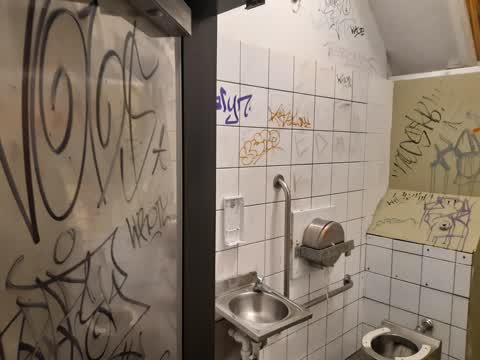 Graffiti — a report photo
