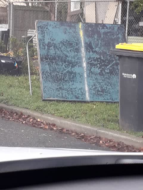 Rubbish/Recycling — a report photo