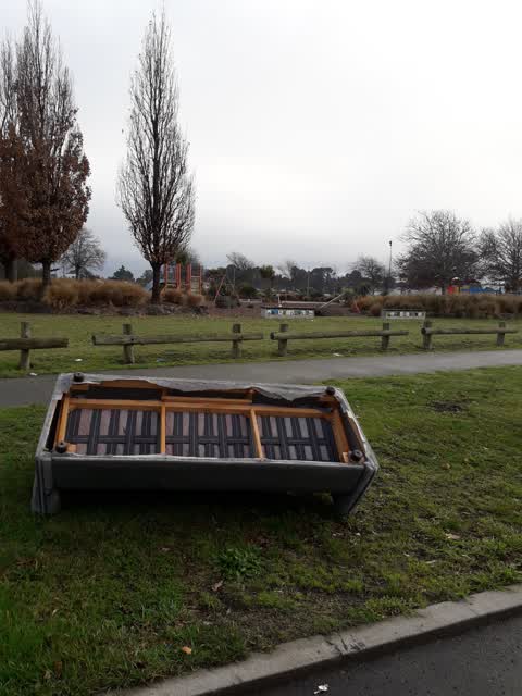 Rubbish/Recycling, a report photo
