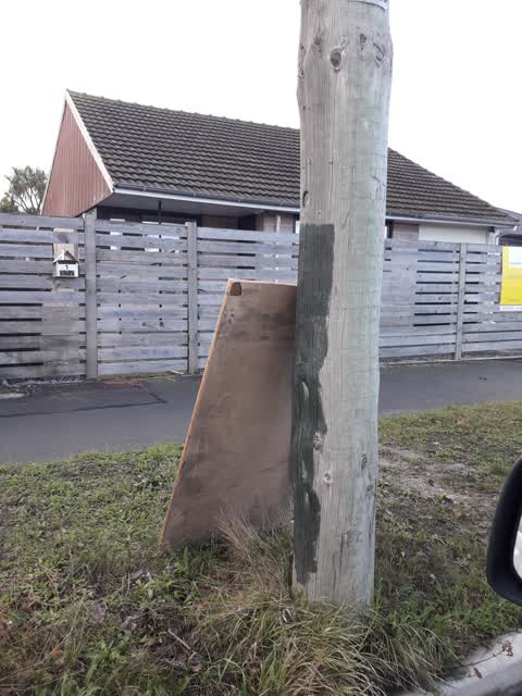 Rubbish/Recycling, a report photo