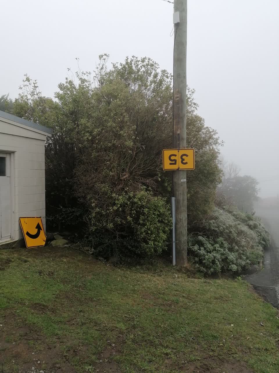The photograph attached to this roading/streets report