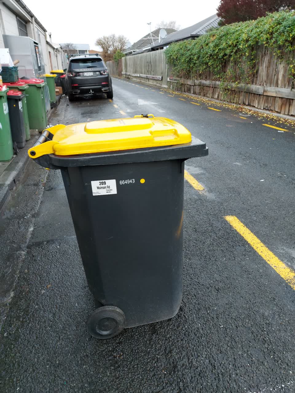 The photograph attached to this rubbish/recycling report