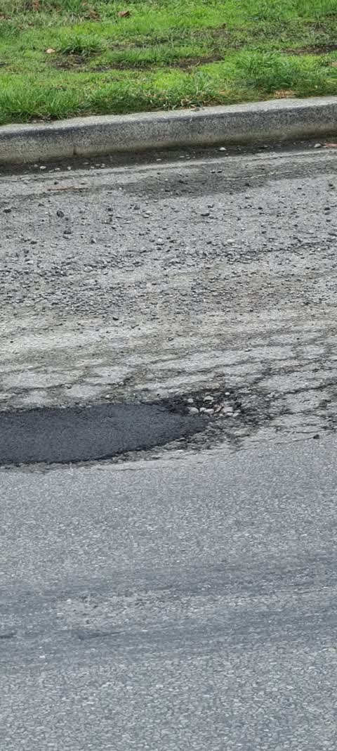 Roading/Streets, a report photo