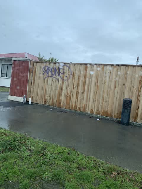 Graffiti, a report photo