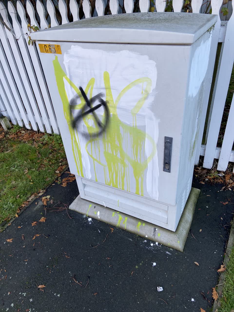 The photograph attached to this graffiti report