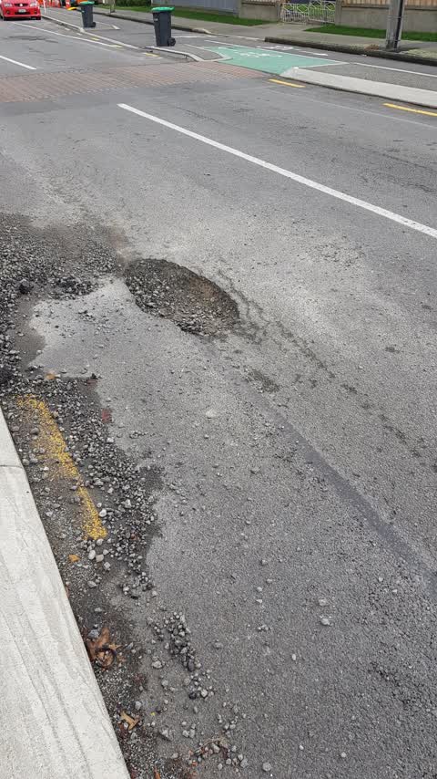 Roading/Streets, a report photo