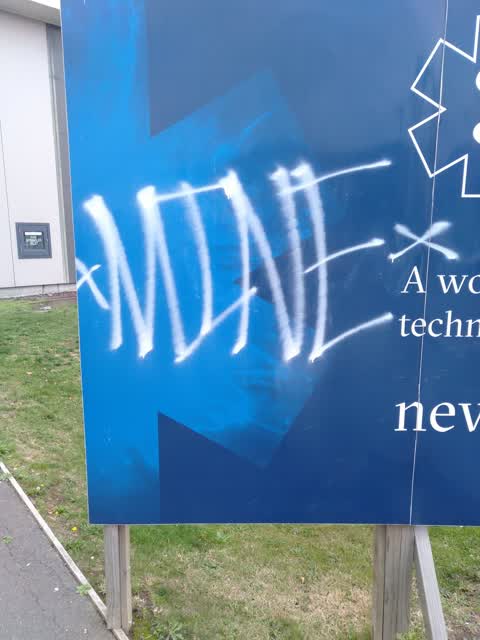 Graffiti, a report photo