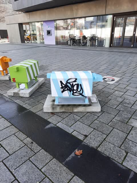 Graffiti, a report photo