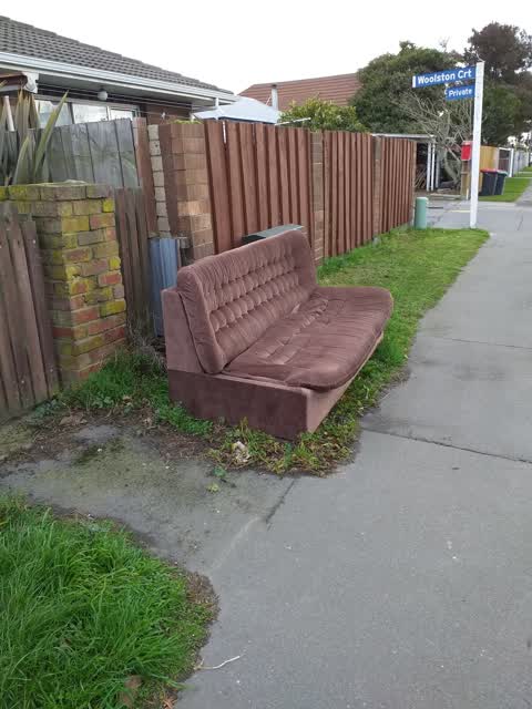 Rubbish/Recycling, a report photo