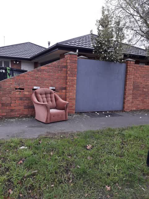 Rubbish/Recycling, a report photo