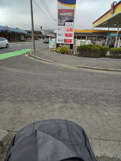 Roading/Streets, a report photo