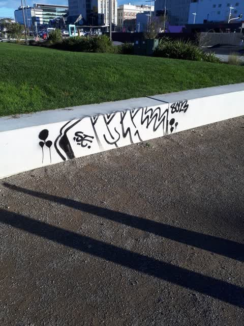 Graffiti, a report photo