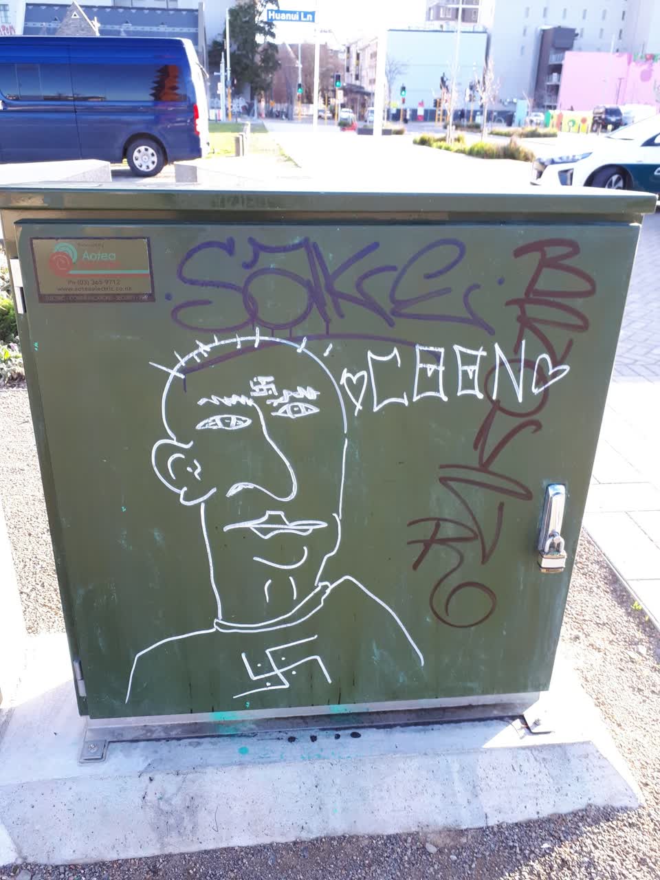 The photograph attached to this graffiti report