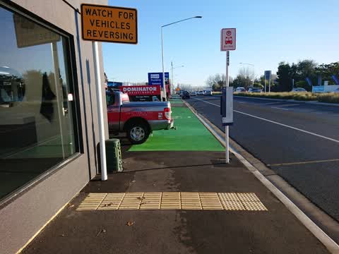 Roading/Streets, a report photo