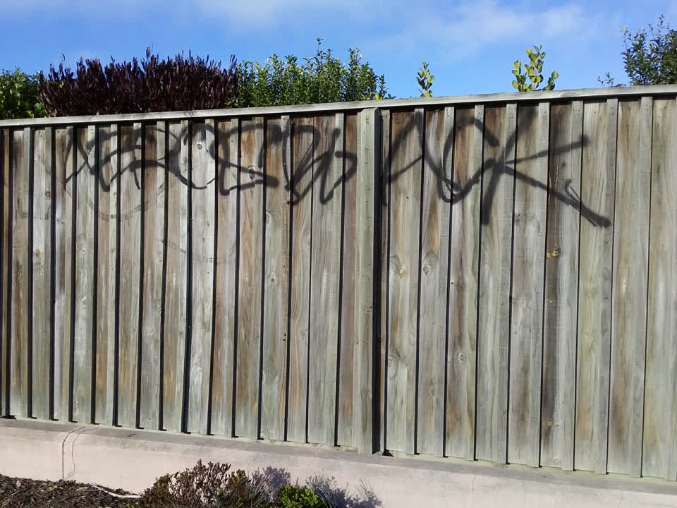 The photograph attached to this graffiti report