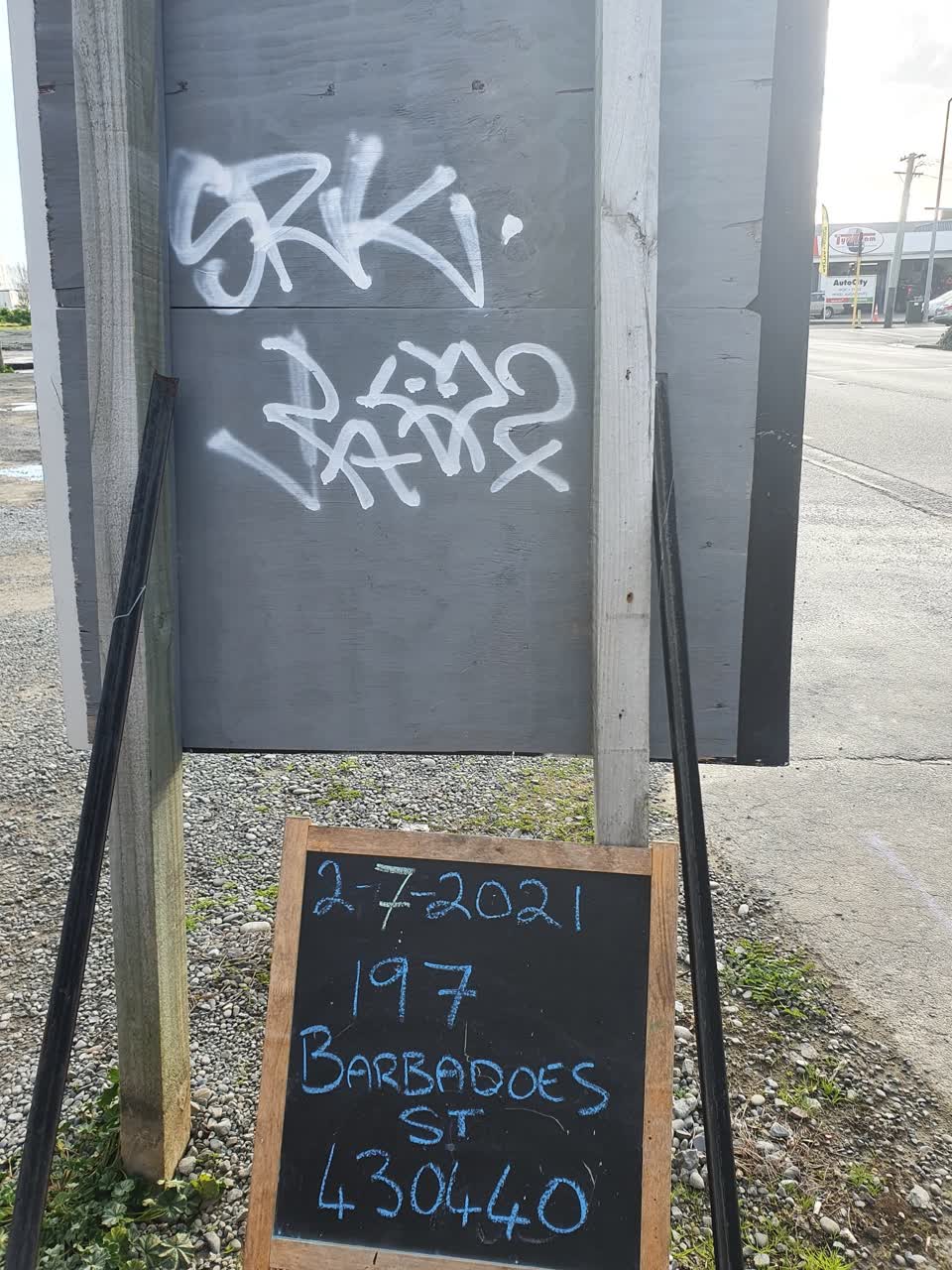 The photograph attached to this graffiti report