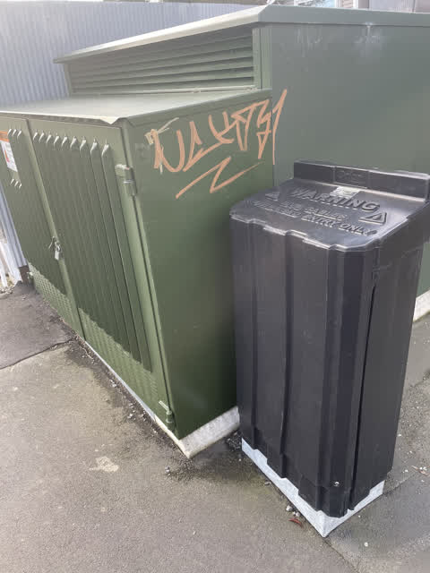 Graffiti, a report photo