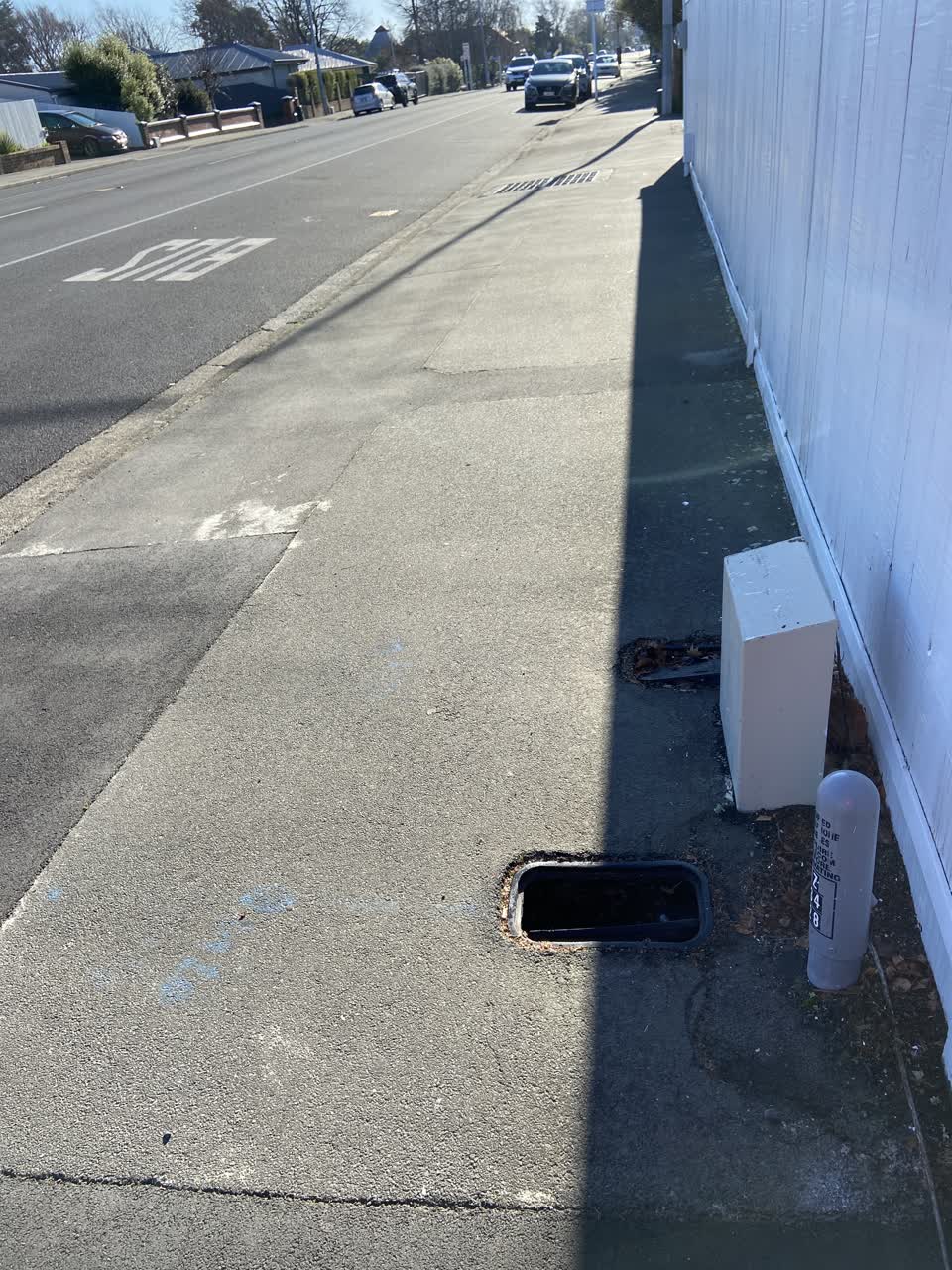 The photograph attached to this roading/streets report