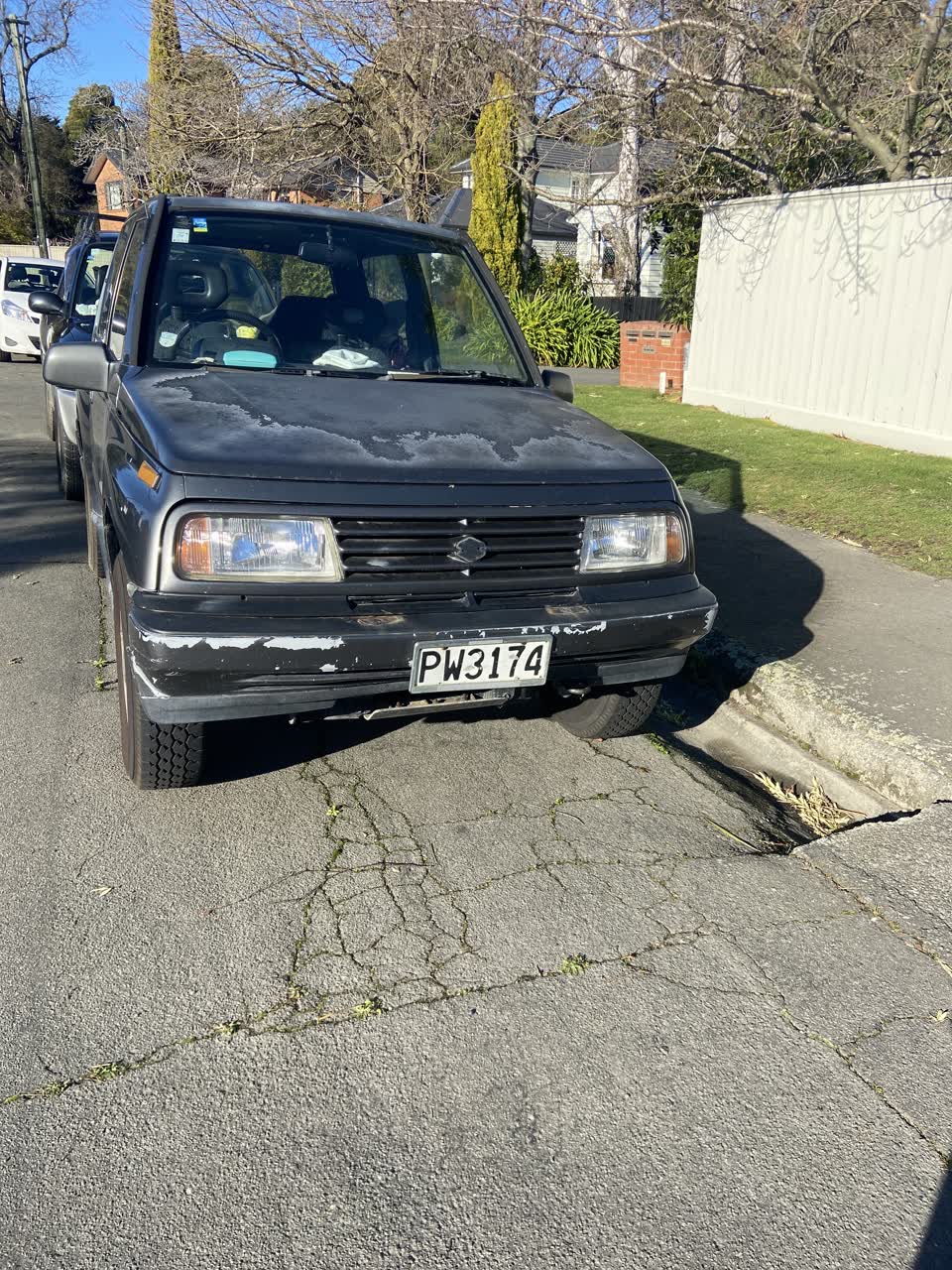 The photograph attached to this roading/streets report