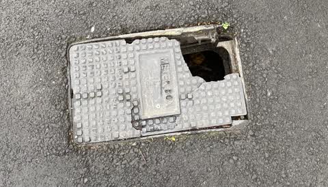 Roading/Streets, a report photo