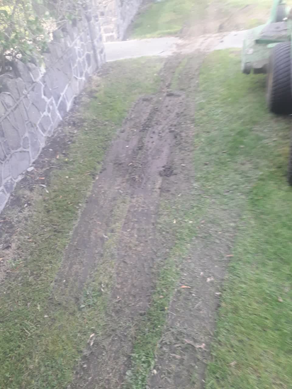 The photograph attached to this parks report