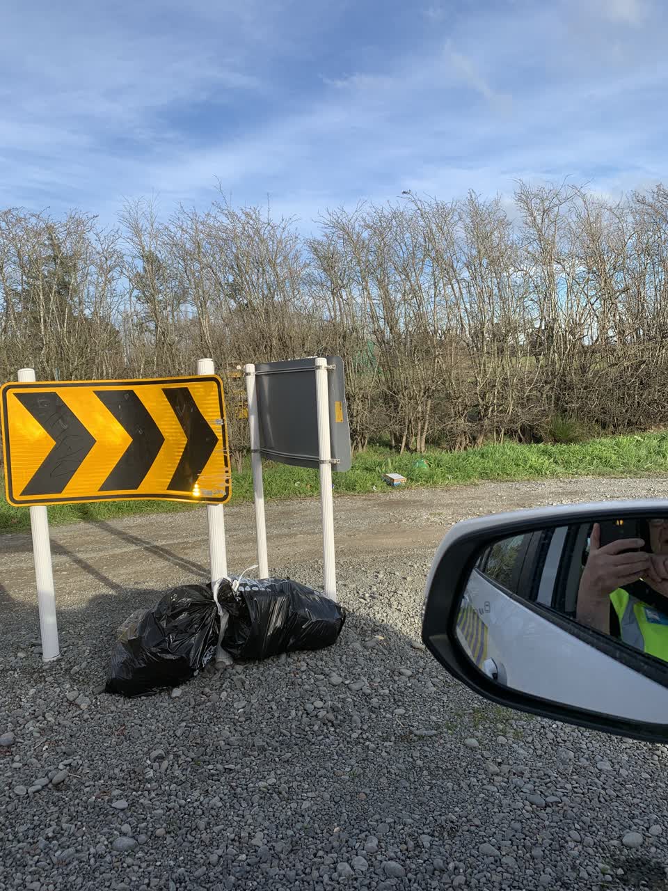The photograph attached to this rubbish/recycling report