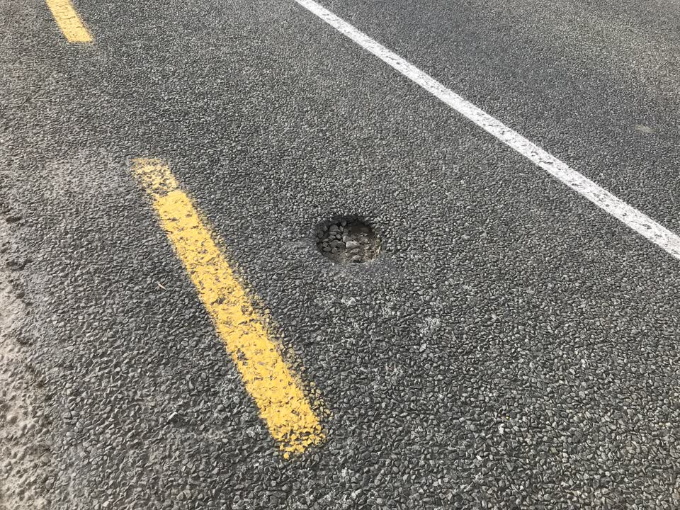 The photograph attached to this roading/streets report