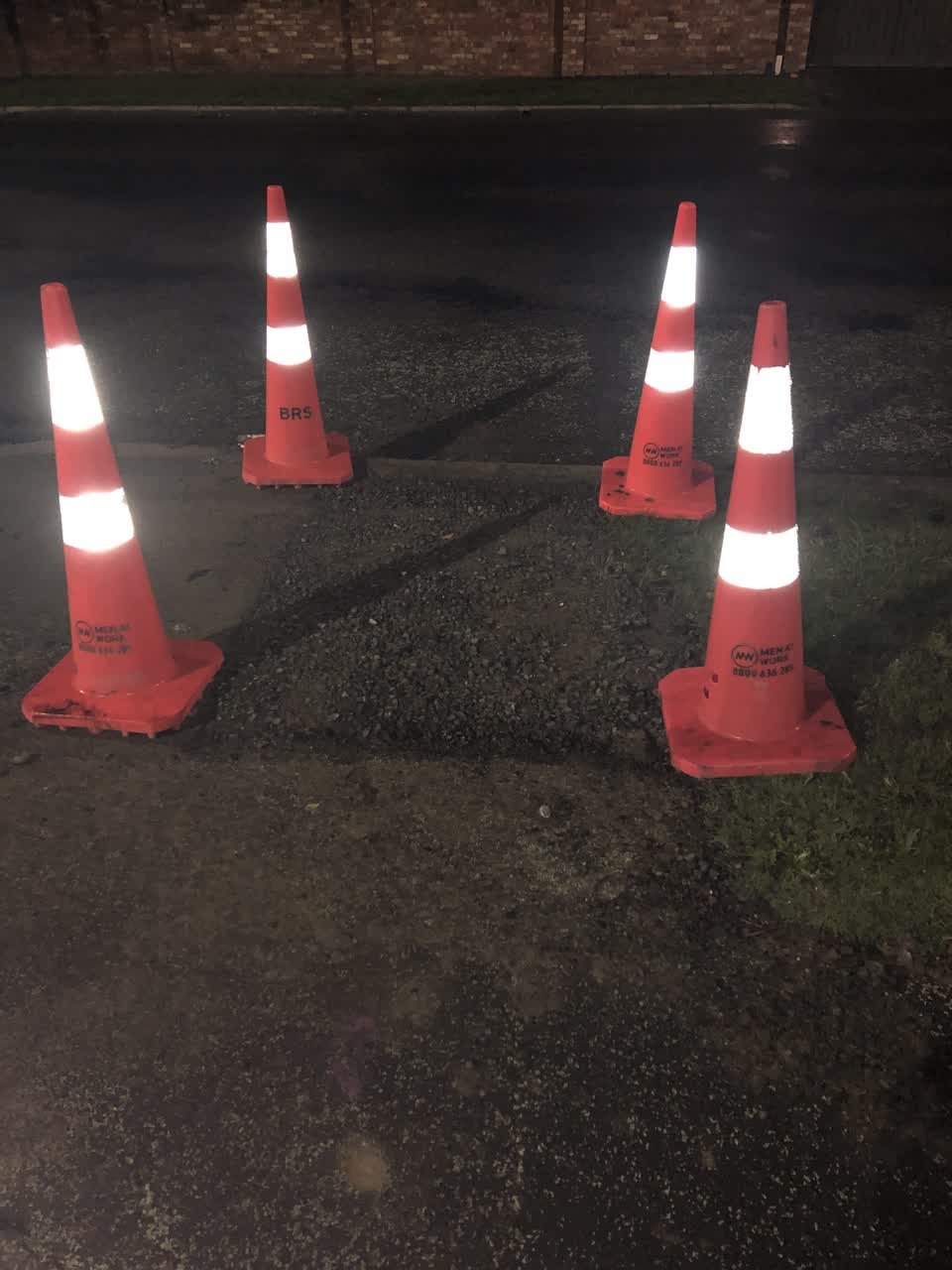The photograph attached to this roading/streets report
