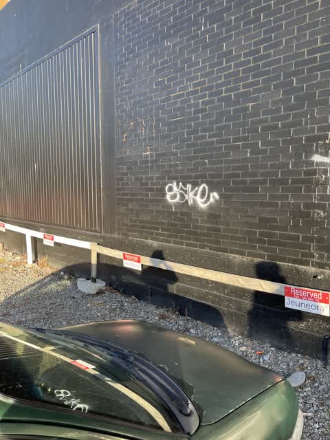 Graffiti, a report photo