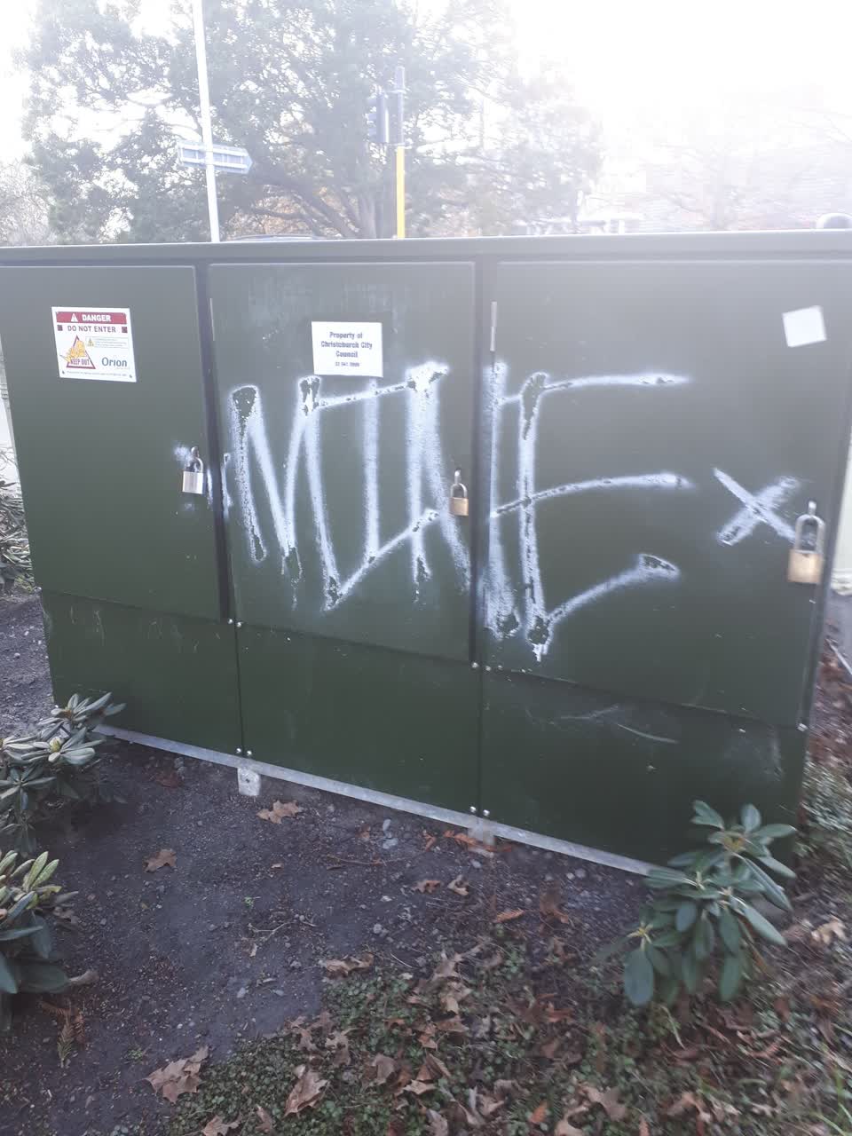 The photograph attached to this graffiti report