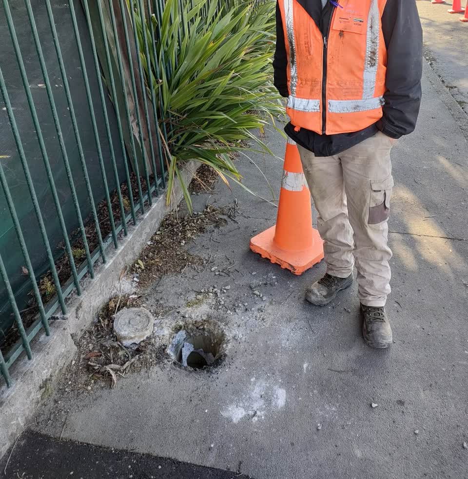 The photograph attached to this water supply report