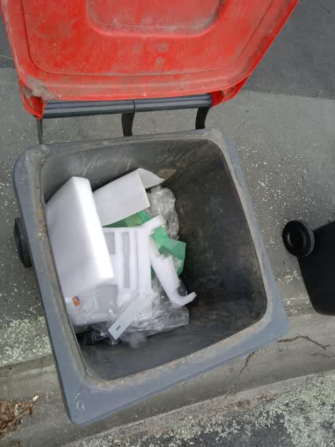 Rubbish/Recycling, a report photo