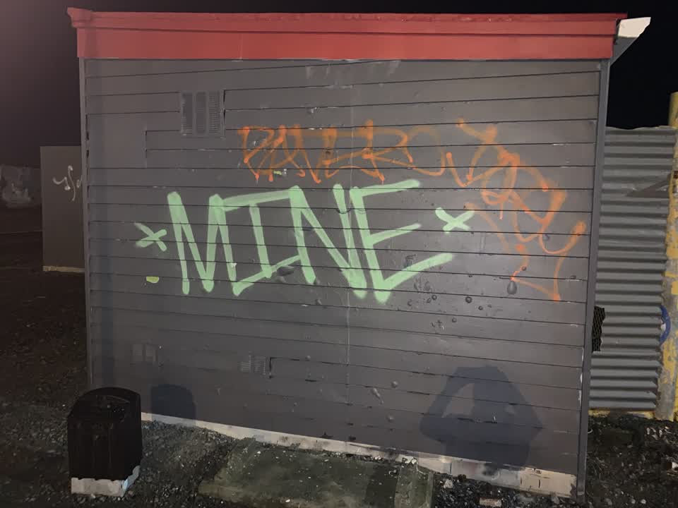 The photograph attached to this graffiti report