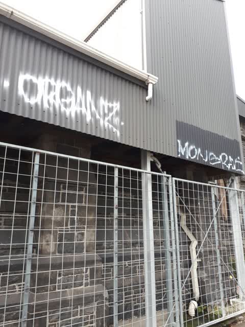 Graffiti, a report photo