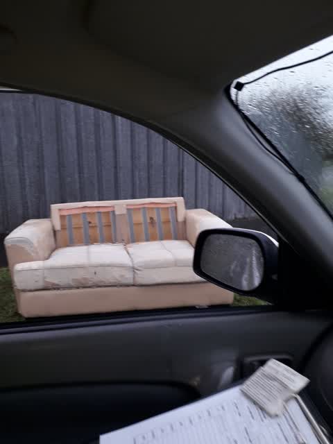 Rubbish/Recycling, a report photo