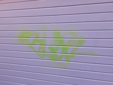 Graffiti, a report photo
