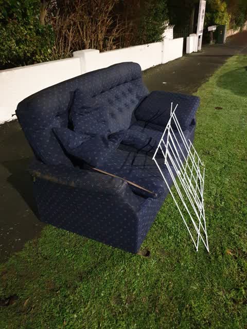 Rubbish/Recycling, a report photo