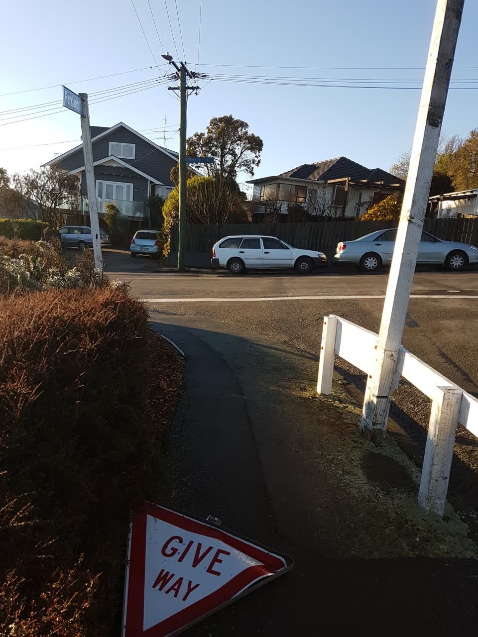 The photograph attached to this roading/streets report