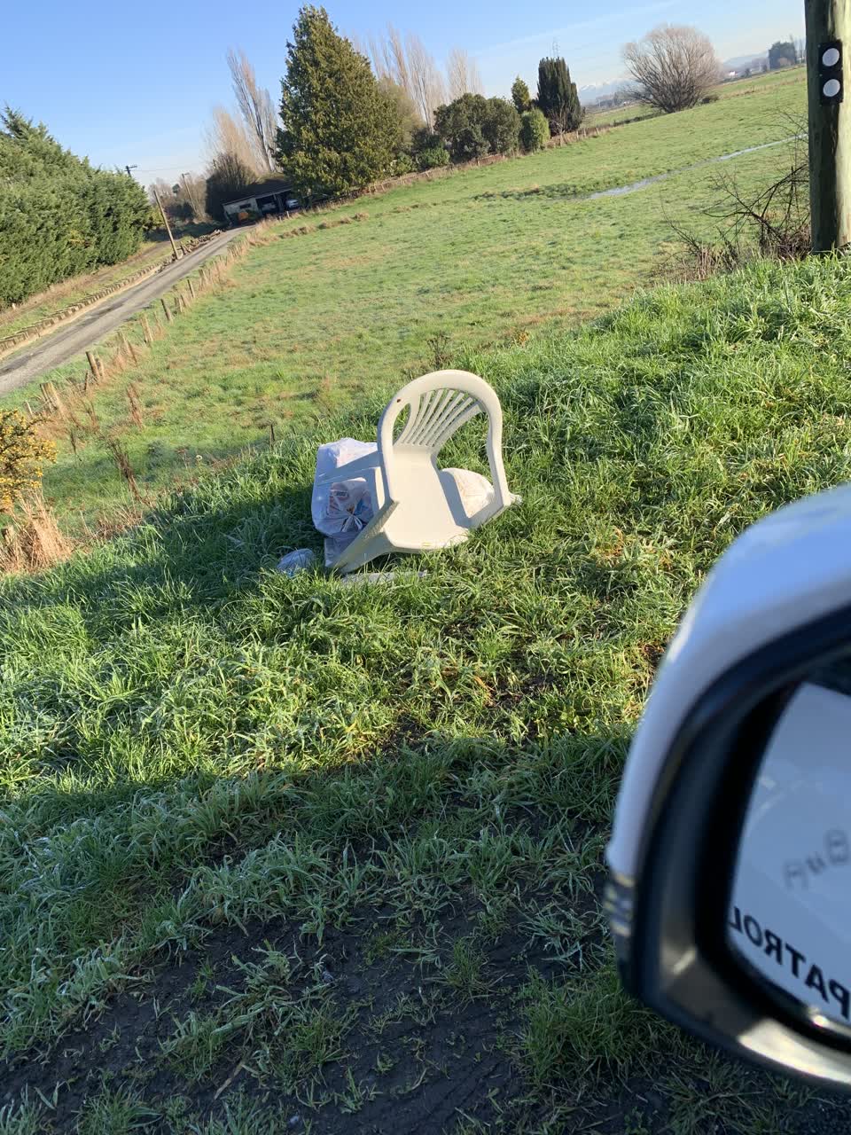 The photograph attached to this rubbish/recycling report