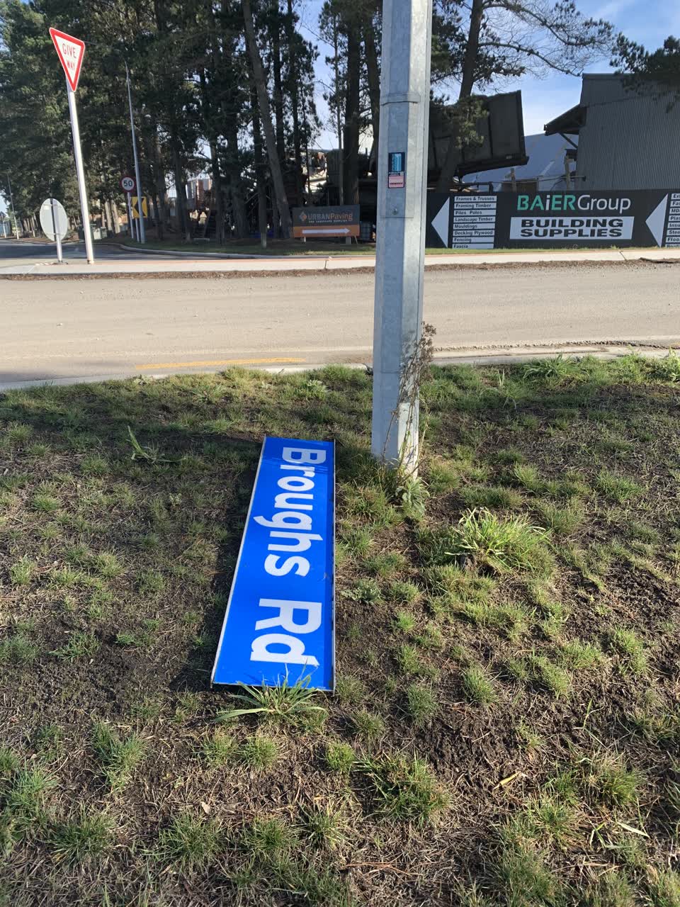 The photograph attached to this roading/streets report