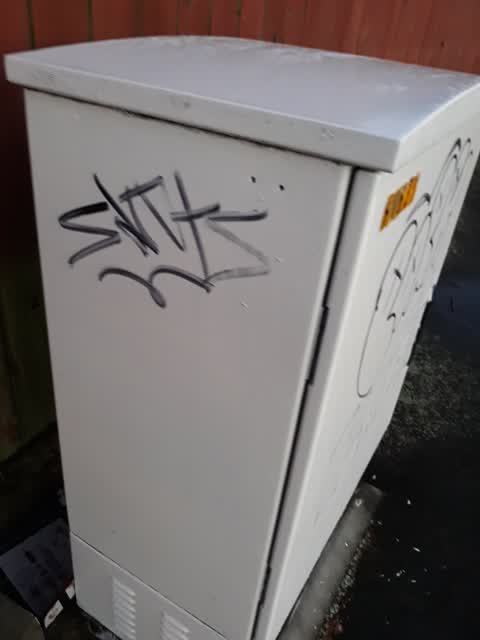 Graffiti, a report photo