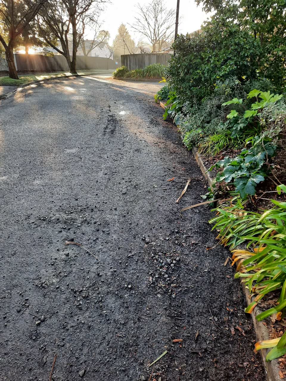 The photograph attached to this roading/streets report