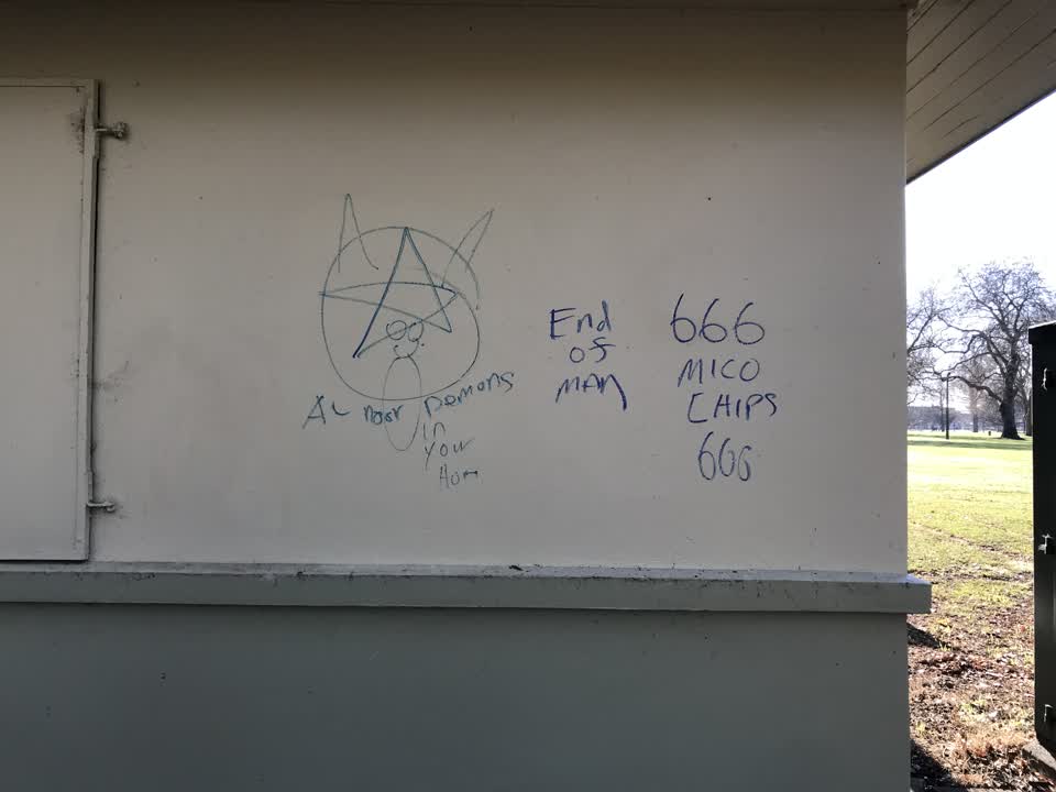The photograph attached to this graffiti report