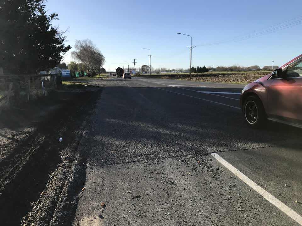 The photograph attached to this roading/streets report