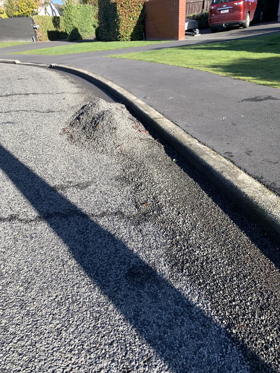 The photograph attached to this roading/streets report