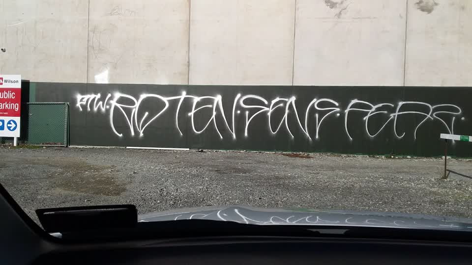 The photograph attached to this graffiti report