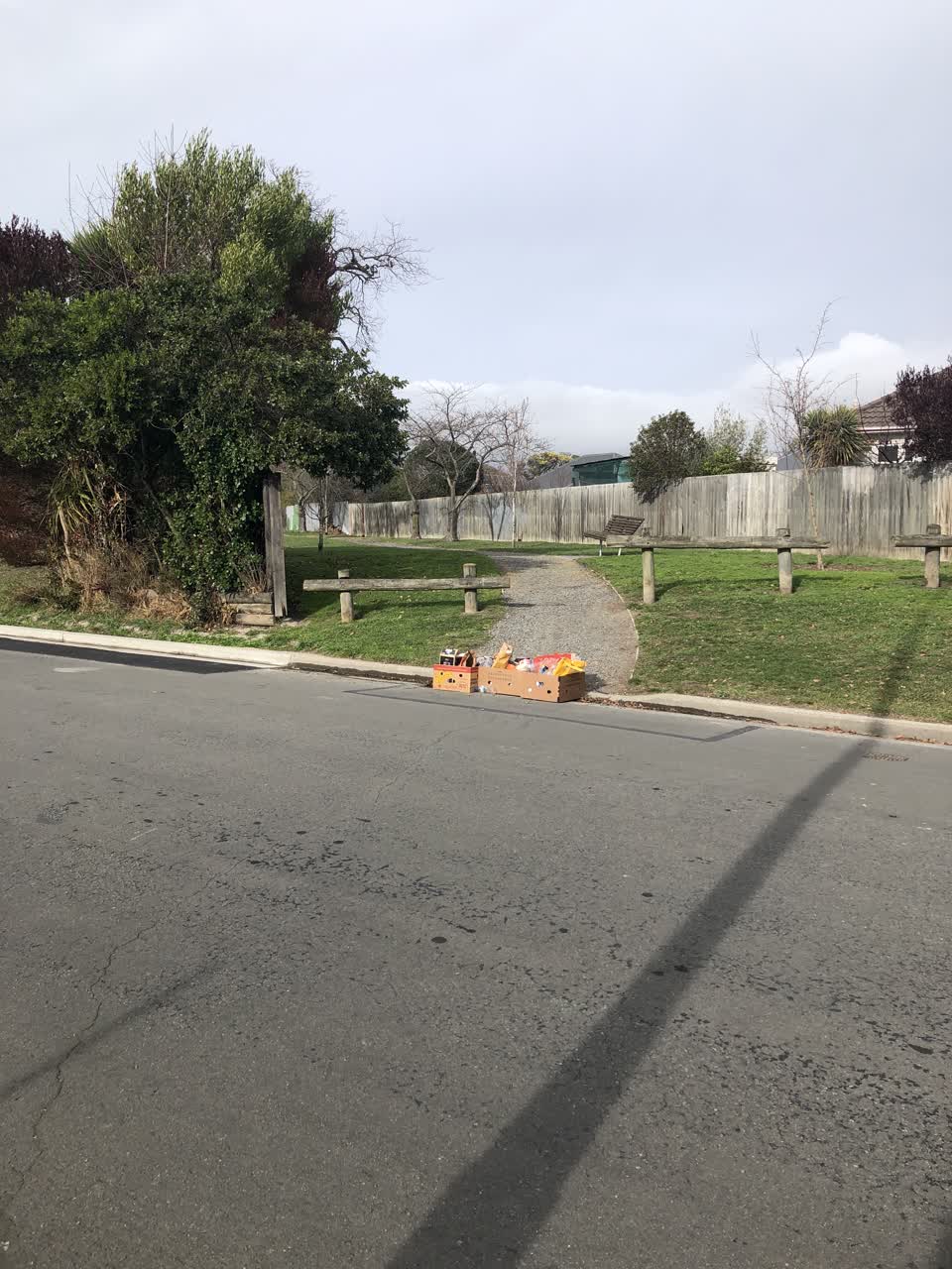 The photograph attached to this rubbish/recycling report