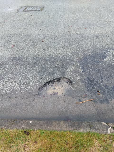 Roading/Streets, a report photo