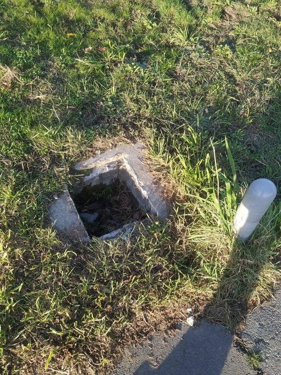 The photograph attached to this roading/streets report