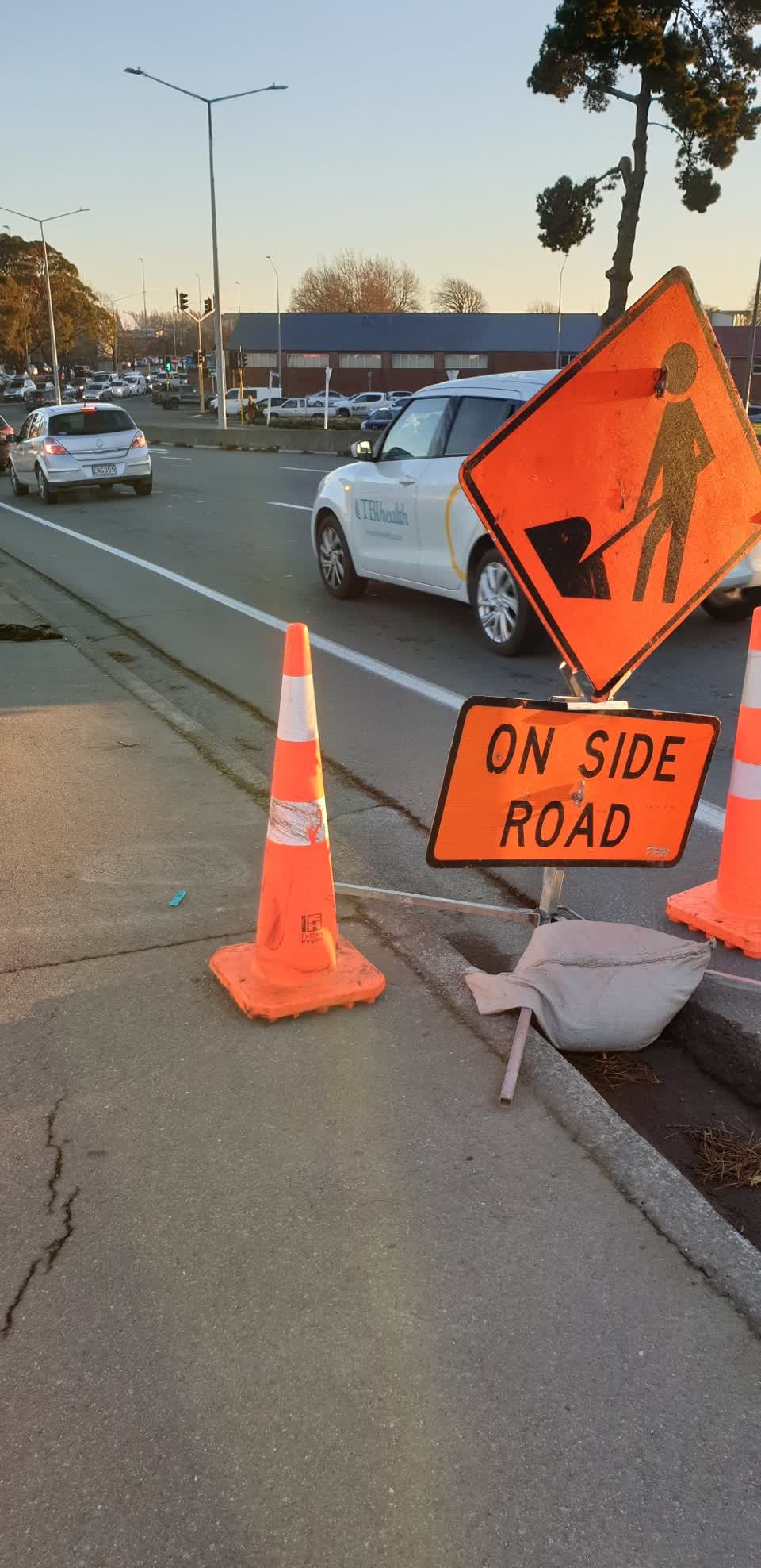 The photograph attached to this roading/streets report